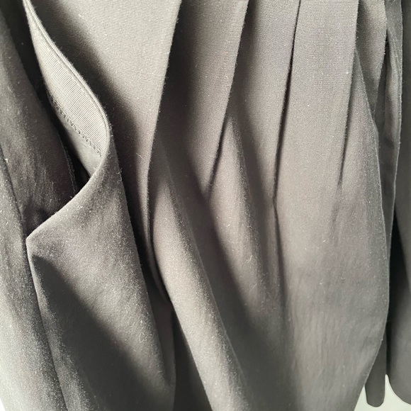 Blk pleated side pocketed lined skirt NWT size 12 - Picture 3 of 5